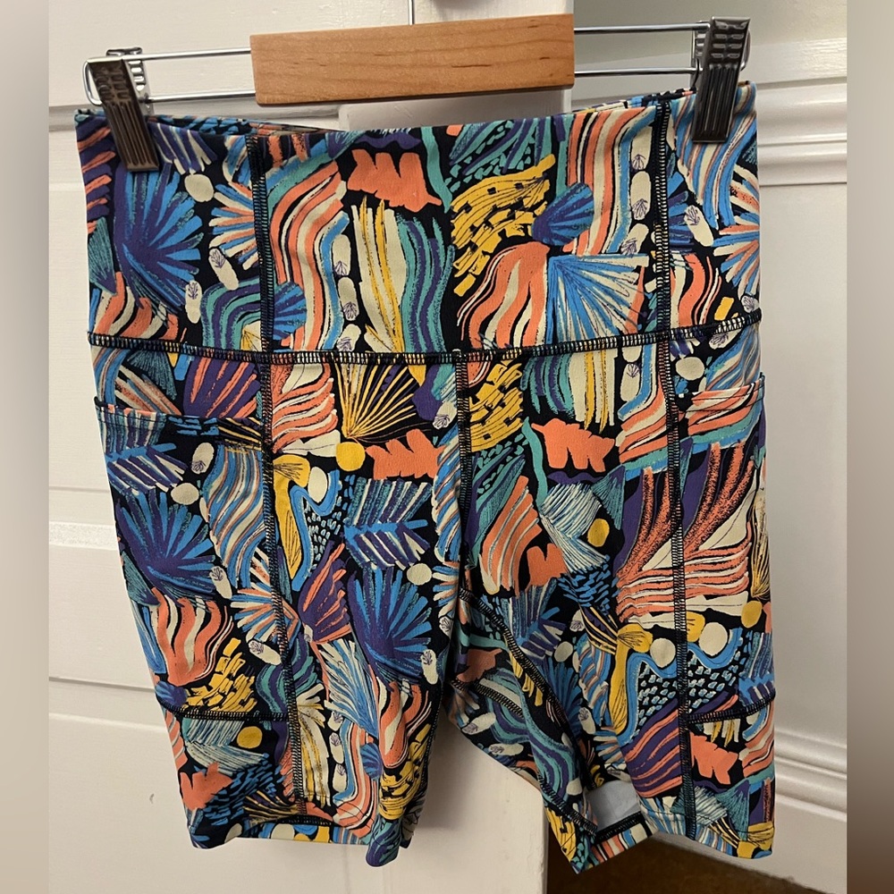 Patagonia Women’s Maipo Shorts 8”